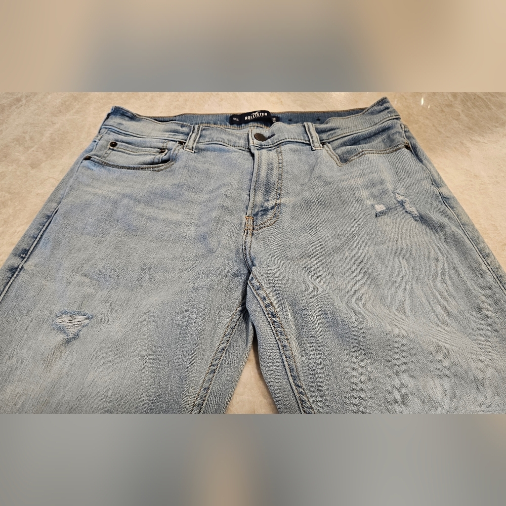 HOLLISTER Jeans - Picture 4 of 5